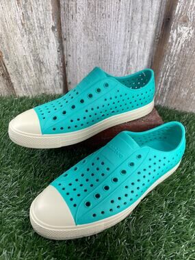 Native Jefferson Teal Slip On Shoes Women's 9